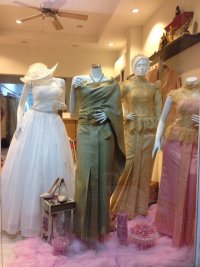 Wedding Dress : ชุดแต่งงาน ชุดเจ้าสาว ชุดไทย  - ร้าน ชุมพร เวดดิ้ง เฮ้าส์