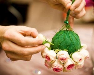  , ขั้นตอนการทำ Flower Ball สำหรับตกแต่งงานแต่งงาน