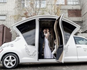  , รถวิวาห์สุดบรรเจิดแดนหมีขาว หรูหราฟู่ฟ่ายังกะเทพนิยายชัดๆ 