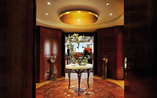 Royal Penthouse Suite โรงแรม President Wilson Hotel กรุงเจนีว่า ประเทศสวิตเซอร์แลนด์