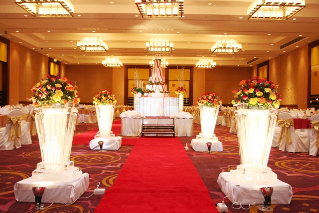 สถานที่จัดงานแต่งงาน : โรงแรมโนโวเทล สุวรรณภูมิ แอร์พอร์ต By www.weddinginlove.com