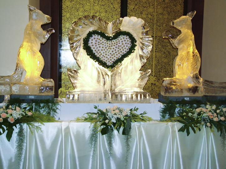 สถานที่จัดงานแต่งงาน : โรงแรมโนโวเทล สุวรรณภูมิ แอร์พอร์ต By www.weddinginlove.com