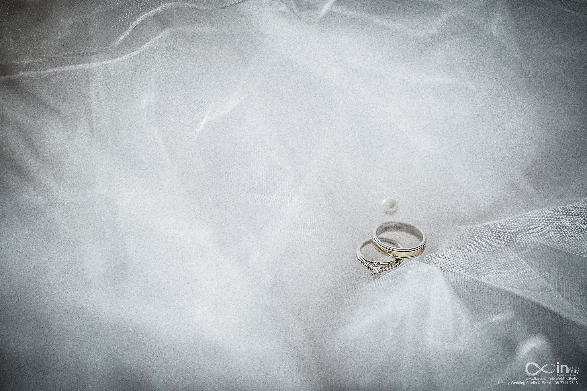 แหวนแต่งงาน แหวนหมั้น แหวนเพชร