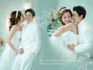 LCD Album By Graphicwedding