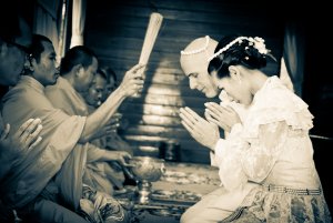 MARRY MAKE UP 