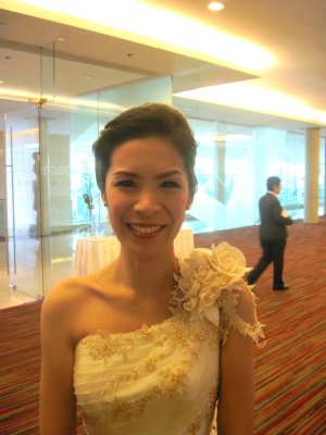 MARRY MAKE UP 