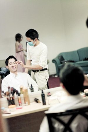 MARRY MAKE UP 
