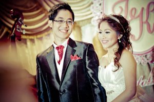 MARRY MAKE UP 