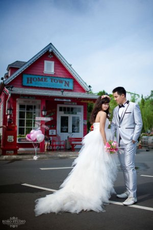 Koro Studio - Pre Wedding : Location @ chocolate ville