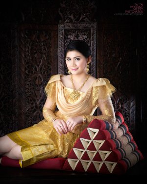 TAI TAI WEDDING STUDIO PHETCHABUN - Thai National Photo Shoot