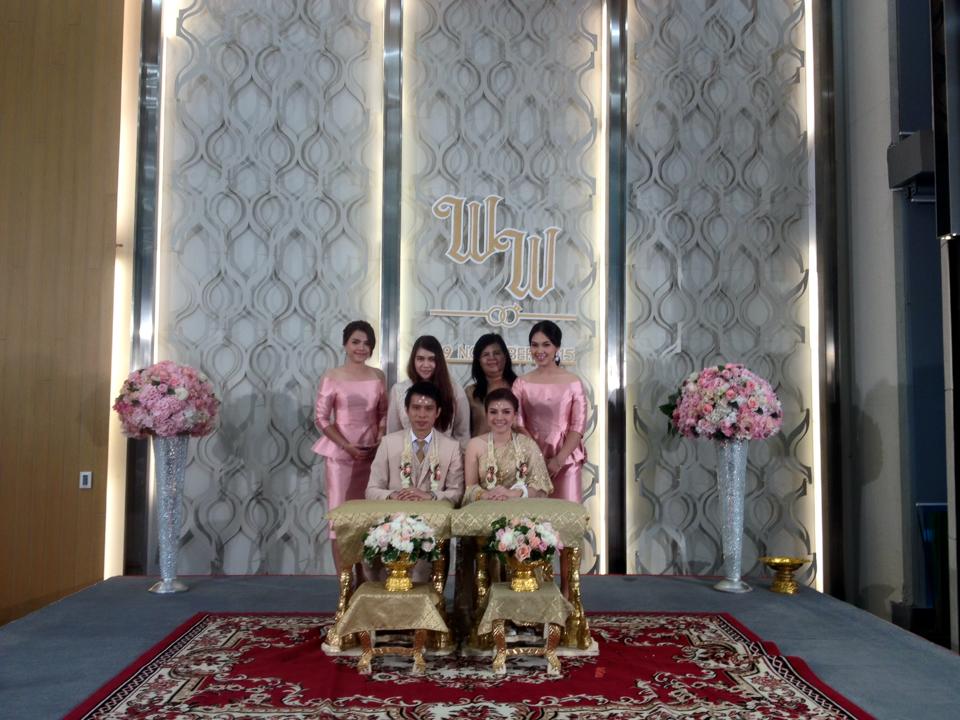 พิธีกรงานแต่งงาน , แม่งานรันคิวงาน , รับจัดพานขันหมาก ครบชุด , ขนมมงคล พิธีกรงานแต่งงาน , แม่งานรันคิวงาน , รับจัดพานขันหมาก ครบชุด , ขนมมงคล