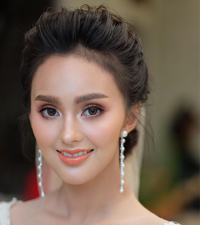 Makeup by คุณโอ๋ เวดดิ้ง สตูดิโอ พิษณุโลก