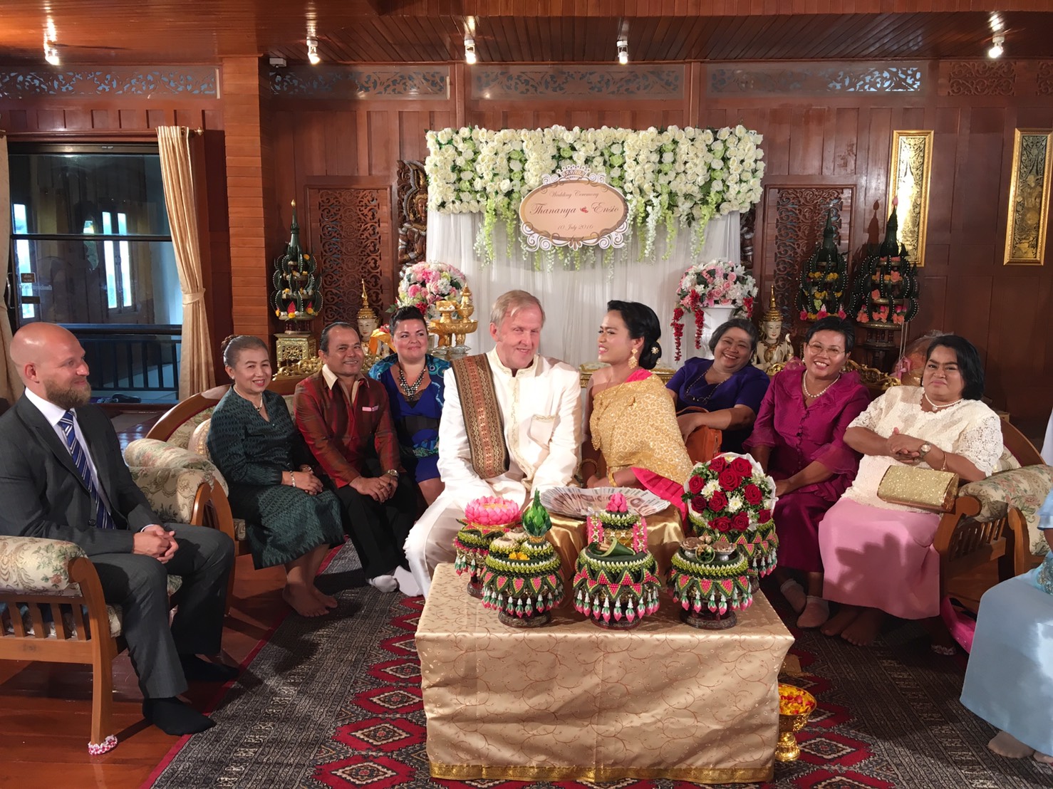 เรือนไทย แต่งงาน , เรือนไทยสุขุมวิท 50 , สถานที่แต่งงาน เรือนไทย , เรือยไทยจัดเลี้ยงแต่งงาน , Thai Wedding Place in Bangkok