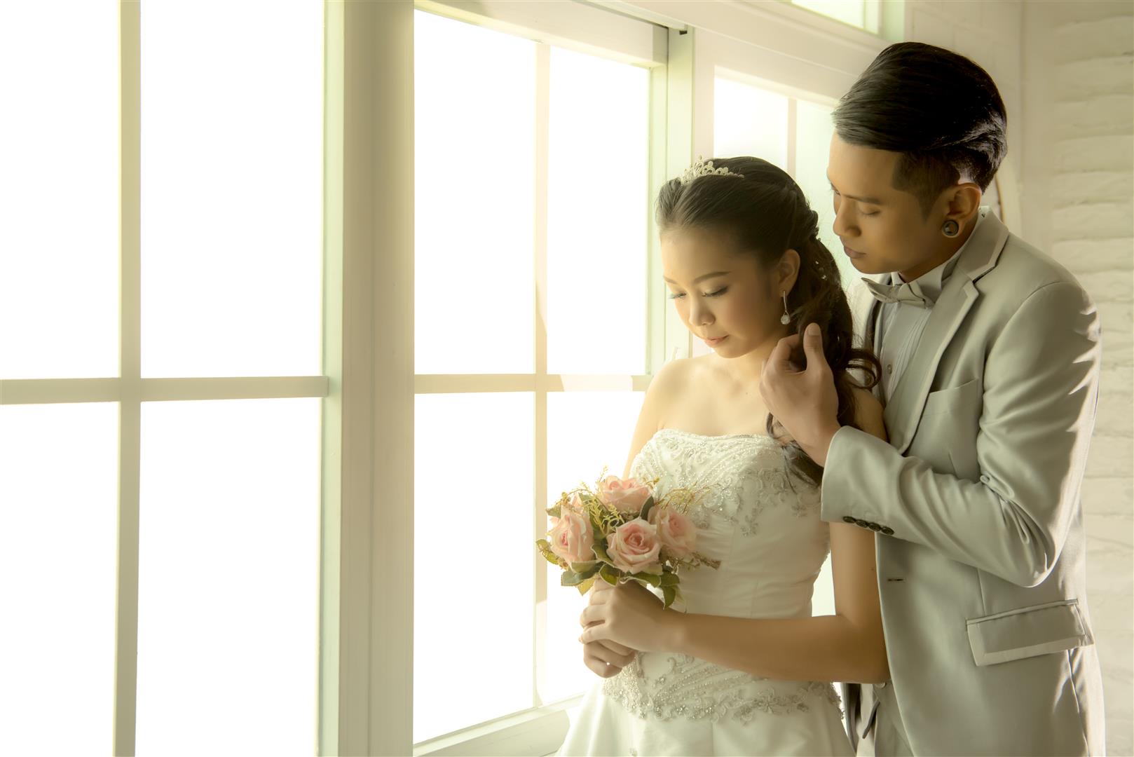 ถ่ายรูปแต่งงาน ชุดไทย ชุดเจ้าสาว เช่าชุดแต่งงาน ถ่ายรูปแต่งงานราคาถูก ถ่ายภาพ แต่งงาน ถ่ายรูป แต่งงาน ร้านถ่ายรูปแต่งงาน สตูดิโอ 