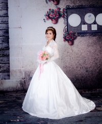 คุณมะเหมี่ยว คุณเต้ย เจ้าสาวสวยมากเลยค่ะ - Princess Bridal House