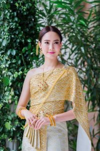 ชุดไทย , Thai Wedding Dresses - ไทไทกำแพงเพชร เวดดิ้ง สตูดิโอ