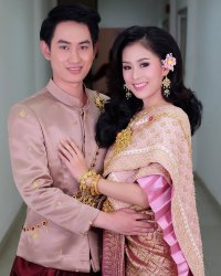 ผลงานแต่งหน้า-ทำผมเจ้าสาว [Wedding Makeup & Hair Stylist] - BB Wedding Studio สุโขทัย