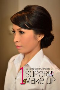 ปริญญา ราชฏัฎสวนสุนันทา - SUPER 1 Make UP