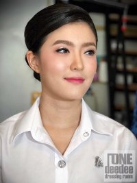 แต่งหน้าทำผมรับปริญญา 2018 - ONE DEE DEE Dressing Room