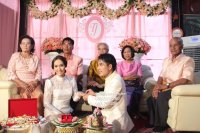 ขันหมาก K.ตี้ด& K.จอห์น(ฉะเชิงเทรา) - รับจัดขันหมากครบชุด (บริการทั่วไทย) พร้อมเป็นนายพิธีรันคิว