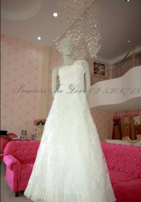 ชุดเจ้าสาวของร้านปริ้นเซสอินเลิฟ - Princess Bridal House