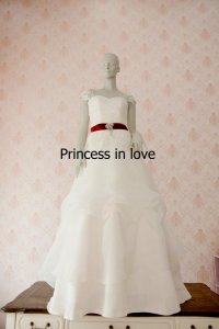 ชุดเจ้าสาวของร้านปริ้นเซสอินเลิฟ - Princess Bridal House