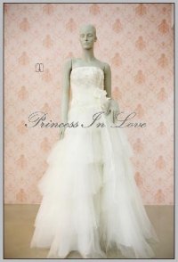 ชุดเจ้าสาวของร้านปริ้นเซสอินเลิฟ - Princess Bridal House