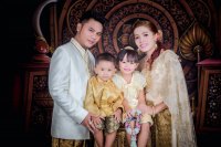 ถ่ายภาพครอบครัว ริมทะเล - ชลบุรี Wedding เวดดิ้งชลบุรี