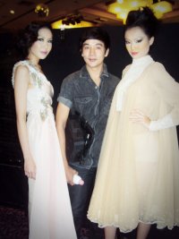 Top Super Model Elite Model 2010 - คุณโอ๋เวดดิ้งสตูดิโอ พิษณุโลก แชมป์แต่งหน้าเจ้าสาว C.A.T.2011 แชมป์ผมโลก C.A.T / C.M.C 2012