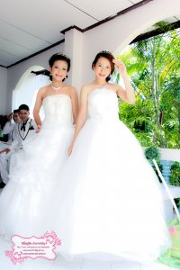 wedding dress - บิบี๋สตูดิโอ อำนาจเจริญ