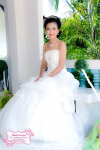 wedding dress - บิบี๋สตูดิโอ อำนาจเจริญ