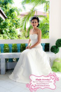 wedding dress - บิบี๋สตูดิโอ อำนาจเจริญ