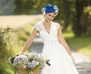 ชุดแต่งงานสไตล์วินเทจ เรียบหรู แบบย้อนยุคปี 1950 ที่สาวๆ ไม่ควรพลาด