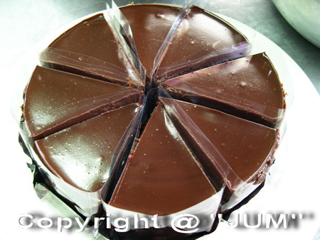 ทำเค้กช็อกโกแลตหน้านิ่ม ต้อนรับวาเลนไทน์ ทำเค้กช็อกโกแลตหน้านิ่ม ต้อนรับวาเลนไทน์