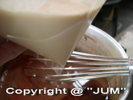 ทำเค้กช็อกโกแลตหน้านิ่ม ต้อนรับวาเลนไทน์ ทำเค้กช็อกโกแลตหน้านิ่ม ต้อนรับวาเลนไทน์