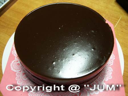 ทำเค้กช็อกโกแลตหน้านิ่ม ต้อนรับวาเลนไทน์ ทำเค้กช็อกโกแลตหน้านิ่ม ต้อนรับวาเลนไทน์