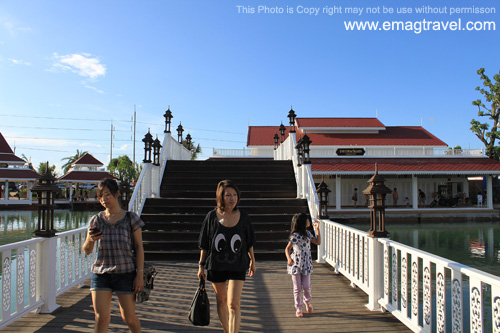 ตลาดน้ำหัวหิน ต.ทับใต้ อ.หัวหิน จ.ประจวบคีรีขันธ์
