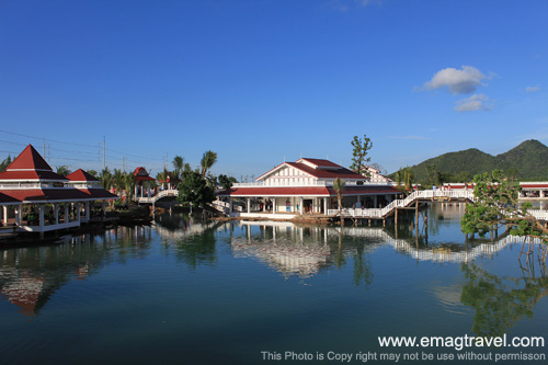 ตลาดน้ำหัวหิน ต.ทับใต้ อ.หัวหิน จ.ประจวบคีรีขันธ์