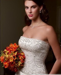 ชุดเจ้าสาวหายาก แฟชั่นชุดแต่งงานงานปัก