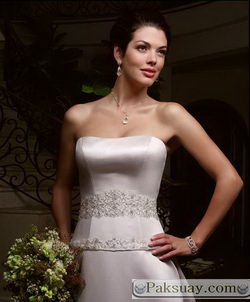 ชุดเจ้าสาวหายาก แฟชั่นชุดแต่งงานงานปัก