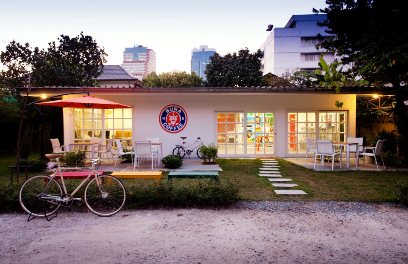 คลายร้อนแบบชิลๆ ที่ Buna Coffee (บูน่า คอฟฟี่)