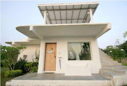 บ้านหัวใจ White Villa เดือนล้อม รีสอร์ท ห้องพักน่ารักๆ มีสไตล์ สำหรับคู่รัก