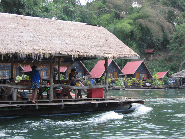 กริต ราฟ @ อุทยานน้ำตกไทรโยคใหญ่