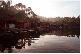 แพที่พัก