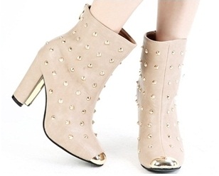 รองเท้าบูทหัวเหล็กปุ่มเหล็ก / อัลมอนด์