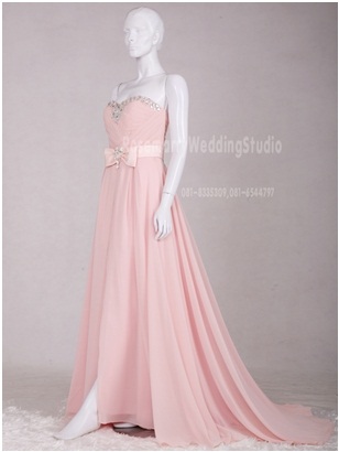 เดรสออกงาน โทนชมพูพลาสเทล