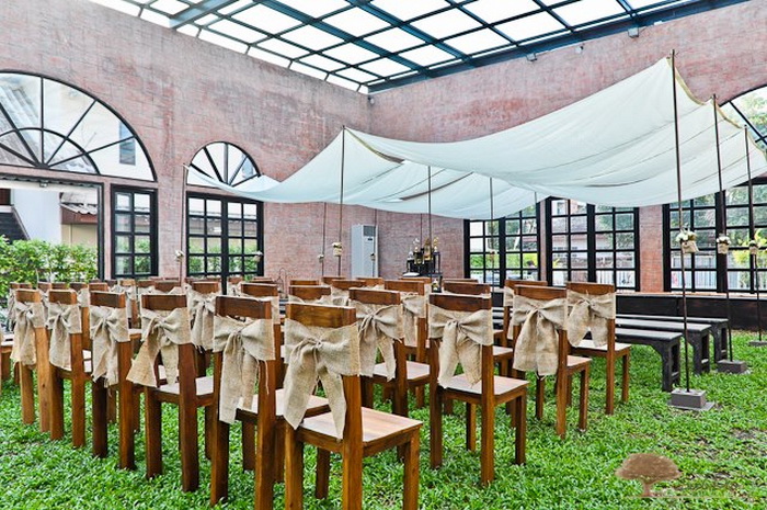 สถานที่จัดงานแต่งงานในสวน