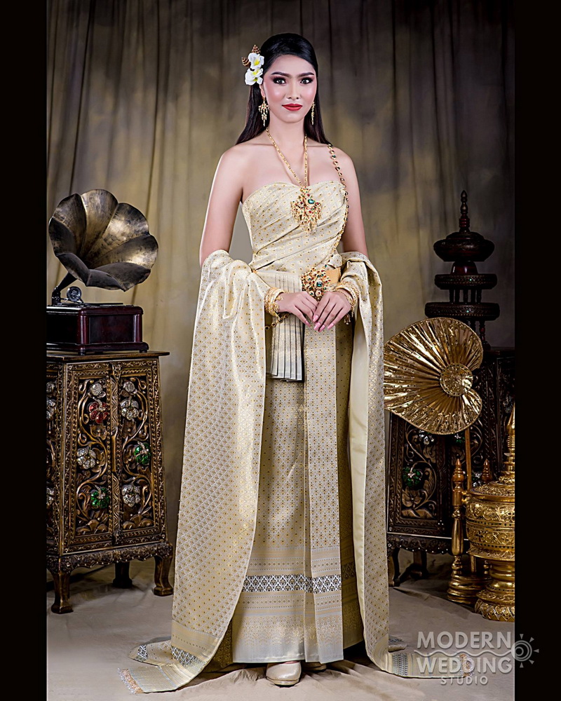 ชุดไทยแต่งงาน