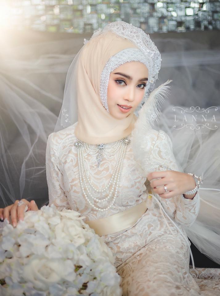 เครดิตรูปภาพจาก  BassLanna WeddingStudio Phuket