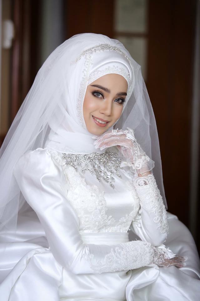 เครดิตรูปภาพจาก  BassLanna WeddingStudio Phuket